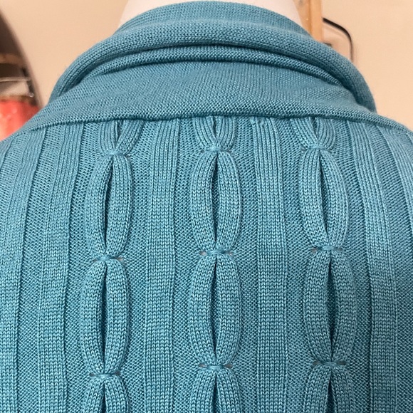 St. John Shawl neck Cardigan - Picture 3 of 9